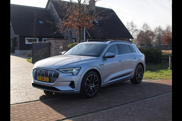 Audi e-tron 55 quattro Business edition Plus 95 kWh | SOH 96% | Panoramadak | Camera | Apple Carplay | Cruise Control |