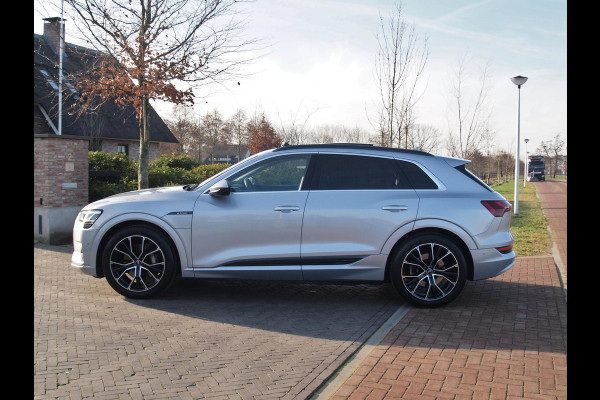 Audi e-tron 55 quattro Business edition Plus 95 kWh | SOH 96% | Panoramadak | Camera | Apple Carplay | Cruise Control |