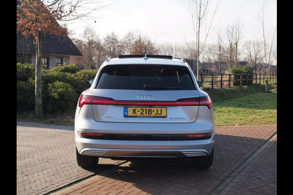 Audi e-tron 55 quattro Business edition Plus 95 kWh | SOH 96% | Panoramadak | Camera | Apple Carplay | Cruise Control |
