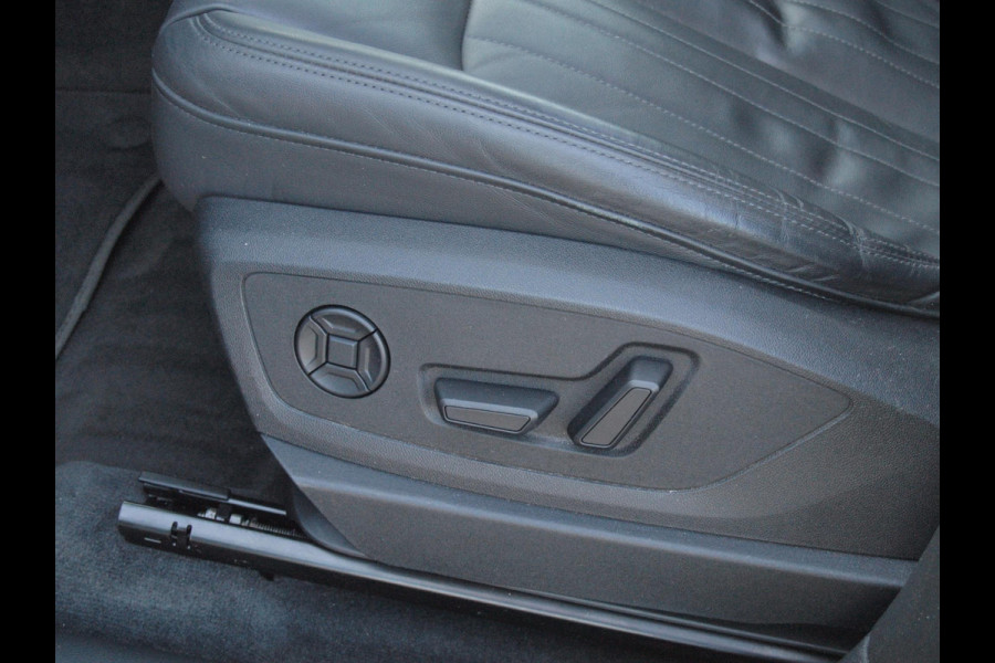 Audi e-tron 55 quattro Business edition Plus 95 kWh | SOH 96% | Panoramadak | Camera | Apple Carplay | Cruise Control |