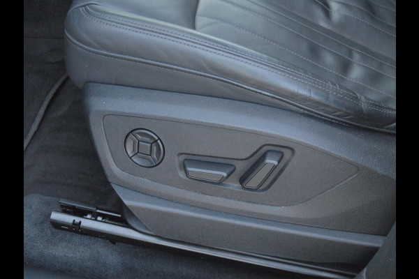 Audi e-tron 55 quattro Business edition Plus 95 kWh | SOH 96% | Panoramadak | Camera | Apple Carplay | Cruise Control |