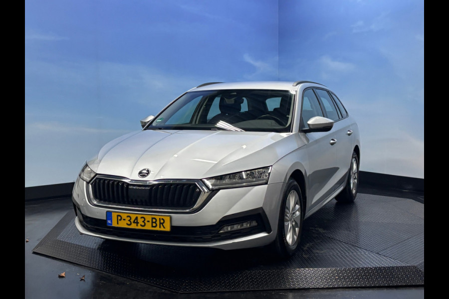 Škoda Octavia Combi 1.0 e-TSI Ambition Navi | Clima | Cruise | PDC | Trekhaak
