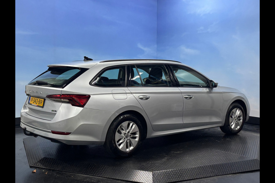 Škoda Octavia Combi 1.0 e-TSI Ambition Navi | Clima | Cruise | PDC | Trekhaak