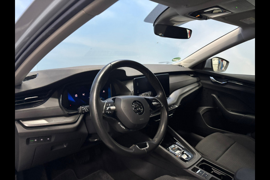 Škoda Octavia Combi 1.0 e-TSI Ambition Navi | Clima | Cruise | PDC | Trekhaak