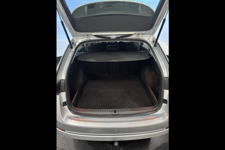 Škoda Octavia Combi 1.0 e-TSI Ambition Navi | Clima | Cruise | PDC | Trekhaak