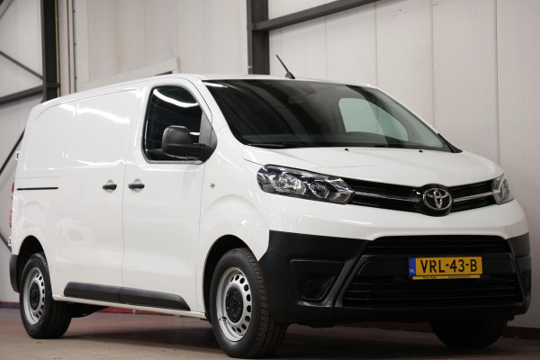 Toyota ProAce Worker 2.0 D-4D L2H1 2500KG TREKVERMOGEN