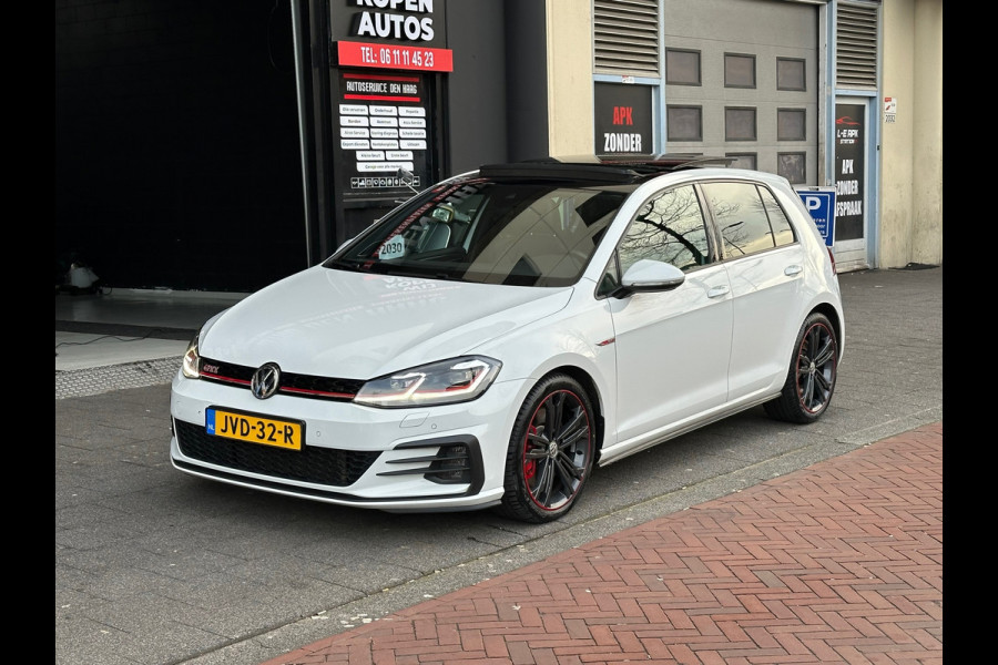 Volkswagen Golf 2.0 TSI GTI Performance Aut Leer Navi Pano