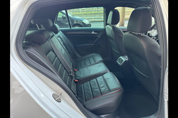 Volkswagen Golf 2.0 TSI GTI Performance Aut Leer Navi Pano