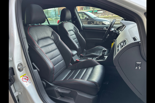 Volkswagen Golf 2.0 TSI GTI Performance Aut Leer Navi Pano