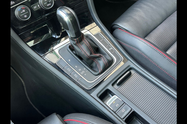 Volkswagen Golf 2.0 TSI GTI Performance Aut Leer Navi Pano