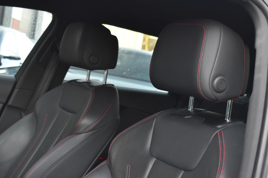 Audi A4 Avant 2.0 TFSI MHEV Sport S line black edition 3x S-line Keyless Leder Matrix