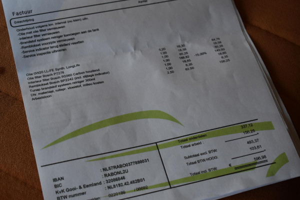 Audi A4 Avant 2.0 TFSI MHEV Sport S line black edition 3x S-line Keyless Leder Matrix