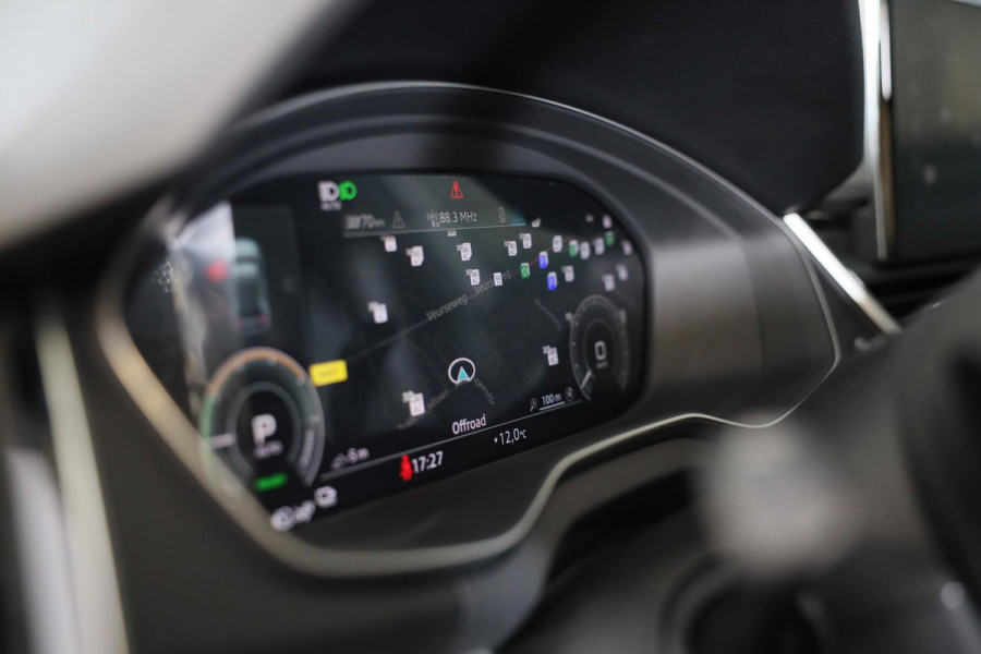 Audi Q5 Sportback 55 TFSI e Quattro SQ5 Look / FACELIFT / Carbon / Digital Cockpit / Dode Hoek / Lane Assist / Open Pano / 21 Inch