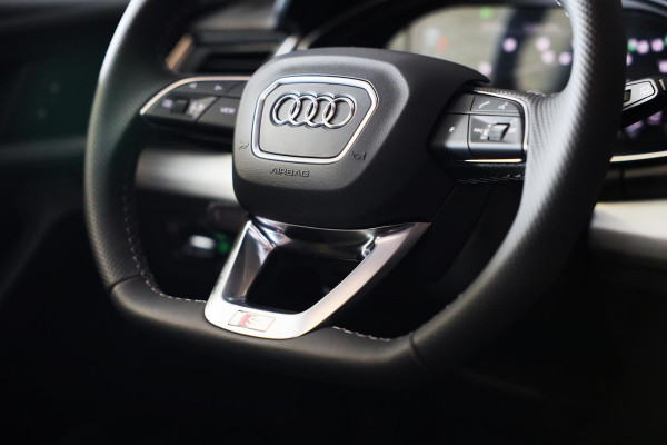 Audi Q5 Sportback 55 TFSI e Quattro SQ5 Look / FACELIFT / Carbon / Digital Cockpit / Dode Hoek / Lane Assist / Open Pano / 21 Inch