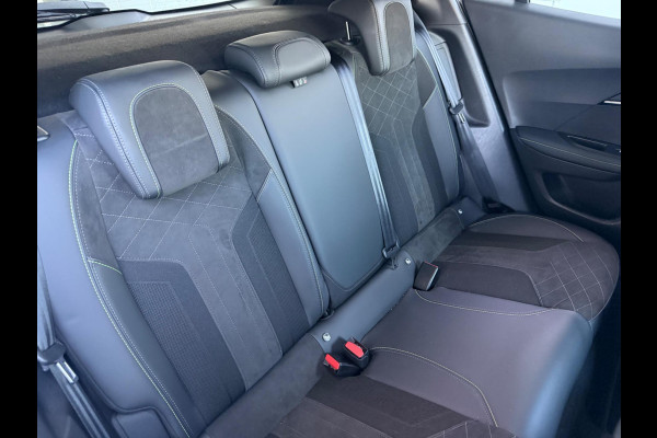 Peugeot e-2008 EV GT 50 kWh, elect. te openen panoramadak, achteruitrijcamera, 1/2 lederen sportinterieur, 17 inch, adaptief cruis