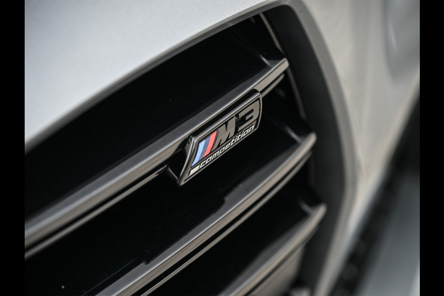 BMW 3 Serie M3 xDrive Competition · NL Auto · Harman Kardon · Memory seats · Carbon interieur delen · Ambiance sfeer verlichting