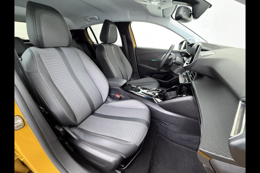 Peugeot e-208 EV Allure Première 50kWh SOH 89% Navi Ecc Stoelverwarming 360°Camera Apple Carplay Android Auto Cruise Control Pdc Led Lmv 16" Privacy Glas DAB+ Keyless Rijstrooksensor 1e Eigenaar Origineel Nederlandse Auto Dealeronderhouden