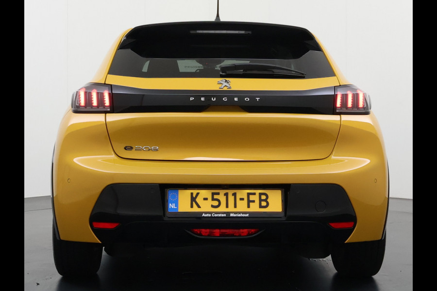 Peugeot e-208 EV Allure Première 50kWh SOH 89% Navi Ecc Stoelverwarming 360°Camera Apple Carplay Android Auto Cruise Control Pdc Led Lmv 16" Privacy Glas DAB+ Keyless Rijstrooksensor 1e Eigenaar Origineel Nederlandse Auto Dealeronderhouden