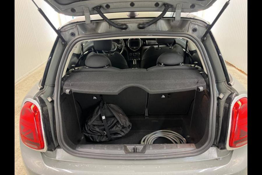 MINI Mini Electric Basic 33 kWh Airco ECC Navi Carplay Cruise Control Full LED Virtual Cockpit