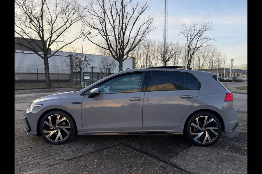 Volkswagen Golf 1.5 eTSI 2024 FACE-LIFT R-LINE DSG PANO ACC LEDER ALCANTARA