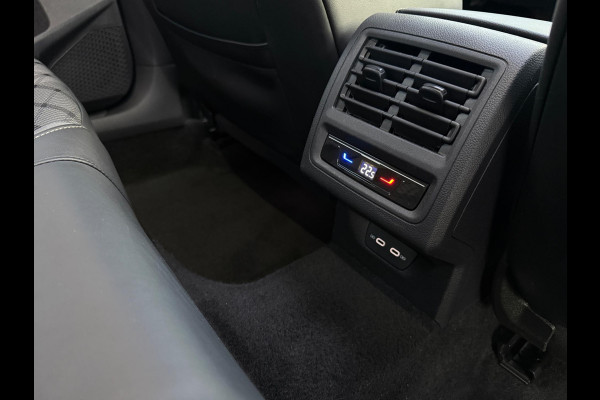 Volkswagen Golf 1.5 eTSI 2024 FACE-LIFT R-LINE DSG PANO ACC LEDER ALCANTARA