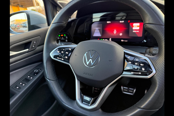 Volkswagen Golf 1.5 eTSI 2024 FACE-LIFT R-LINE DSG PANO ACC LEDER ALCANTARA