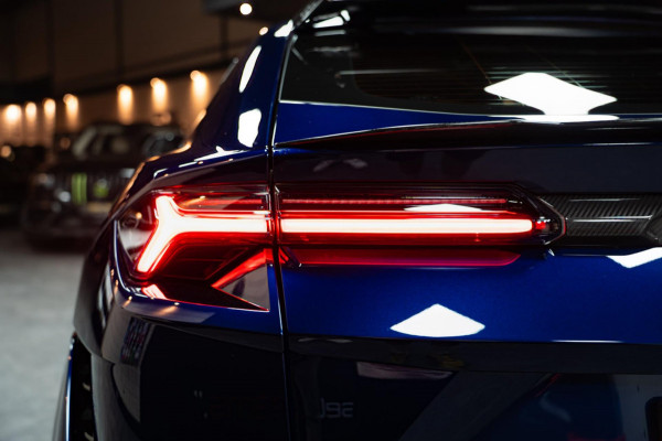 Lamborghini Urus Performante FULLCARBON|AKRA|B&O|PANO