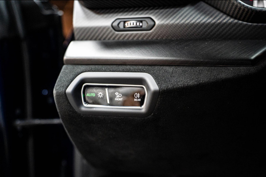 Lamborghini Urus Performante FULLCARBON|AKRA|B&O|PANO