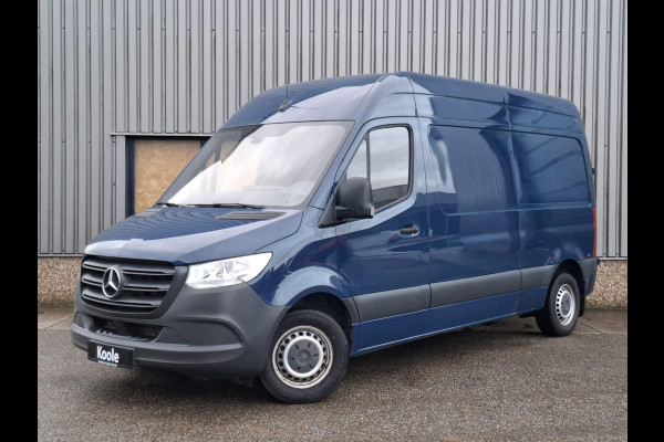 Mercedes-Benz Sprinter 311 CDI GB L2 FWD Functional 3.5T / AIRCO / CAMERA / 3 ZITS / DEALER ONDERHOUDEN / NAVI