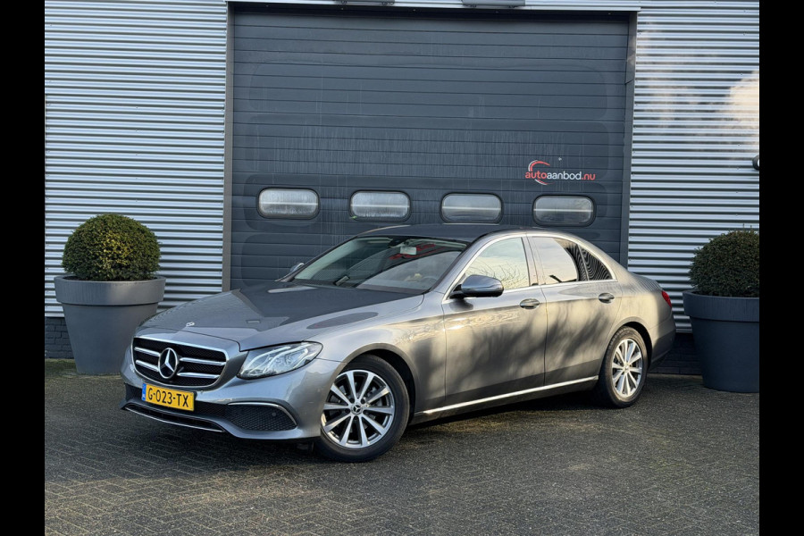 Mercedes-Benz E-Klasse 220 d Business Solution | Widescreen | Sfeerverlichting | Navigatie | Lederen Bekleding | Stoelverwarming |