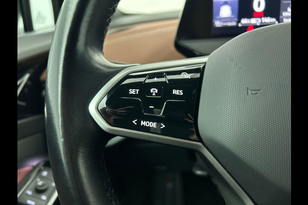 Volkswagen ID.4 Business 77 kWh Navigatie Apple Carplay/Android Auto Camera Parkeersensoren Adaptive Cruise Control Stoel- en stuurverwarming Full Led Climate Control