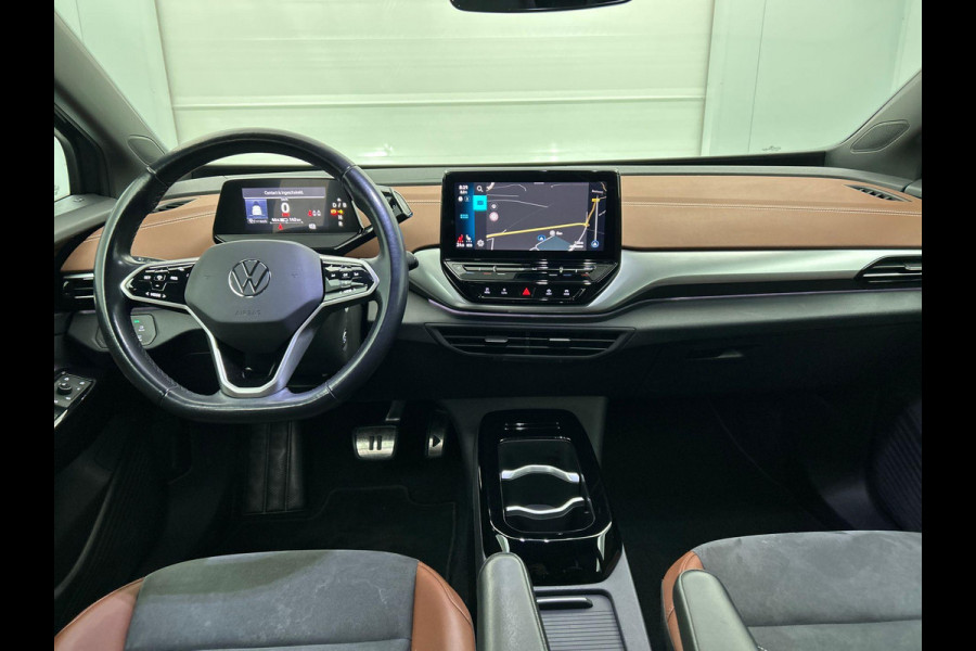 Volkswagen ID.4 Business 77 kWh Navigatie Apple Carplay/Android Auto Camera Parkeersensoren Adaptive Cruise Control Stoel- en stuurverwarming Full Led Climate Control