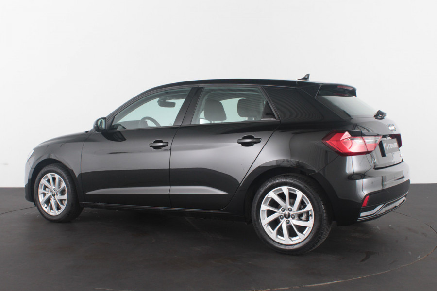 Audi A1 Sportback 30 TFSI Pro Line Automaat/116pk/Navigatie/Mythos Black Metallic/Parkeersensoren/16 inch velgen