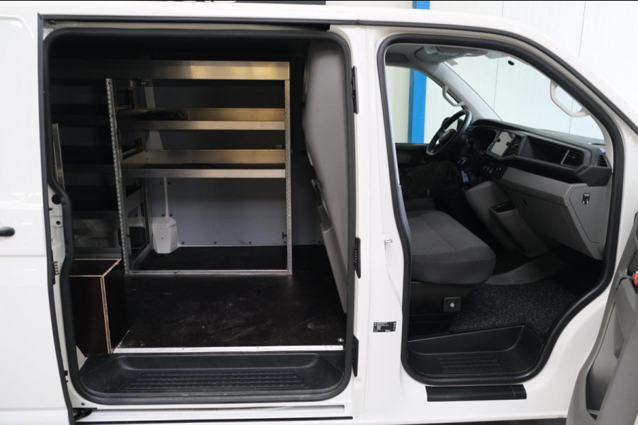 Volkswagen Transporter 2.0 TDI L2H3 28 Comfortline - N.A.P. Airco, Cruise, Navi, PDC, Trekhaak.