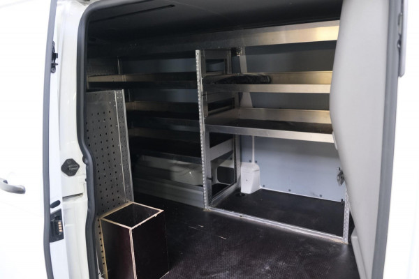 Volkswagen Transporter 2.0 TDI L2H3 28 Comfortline - N.A.P. Airco, Cruise, Navi, PDC, Trekhaak.