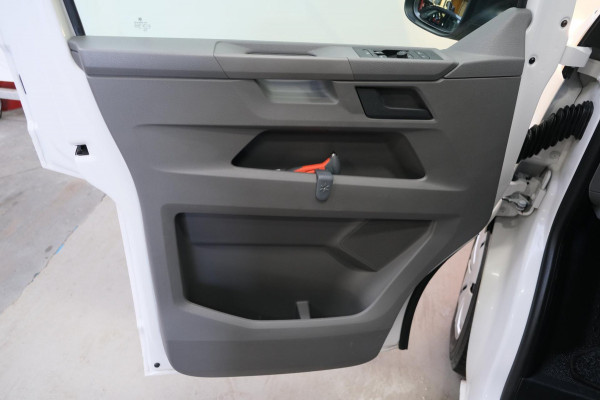 Volkswagen Transporter 2.0 TDI L2H3 28 Comfortline - N.A.P. Airco, Cruise, Navi, PDC, Trekhaak.