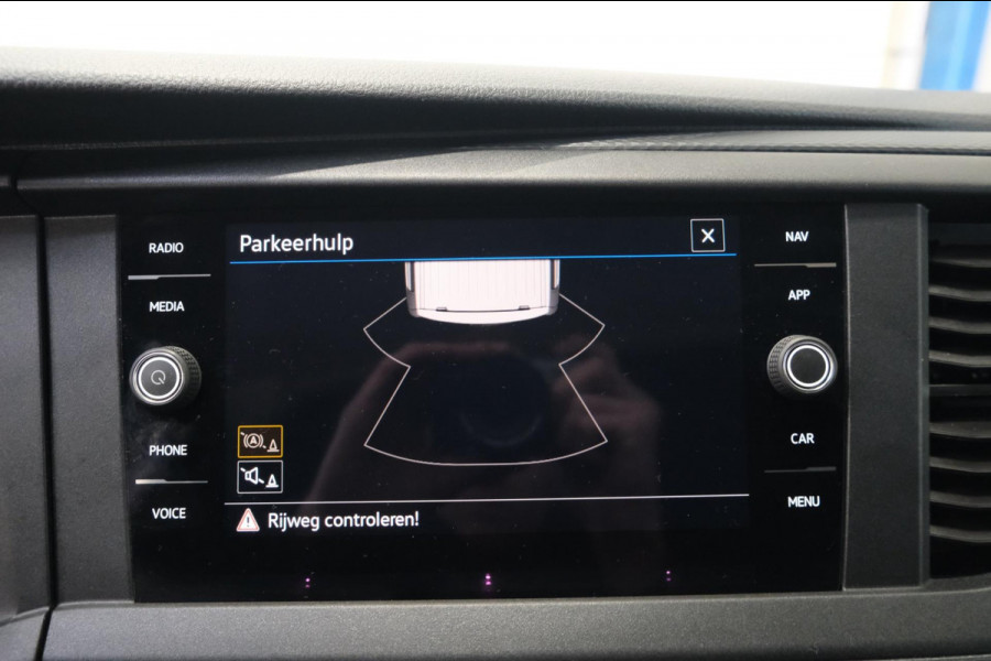 Volkswagen Transporter 2.0 TDI L2H3 28 Comfortline - N.A.P. Airco, Cruise, Navi, PDC, Trekhaak.