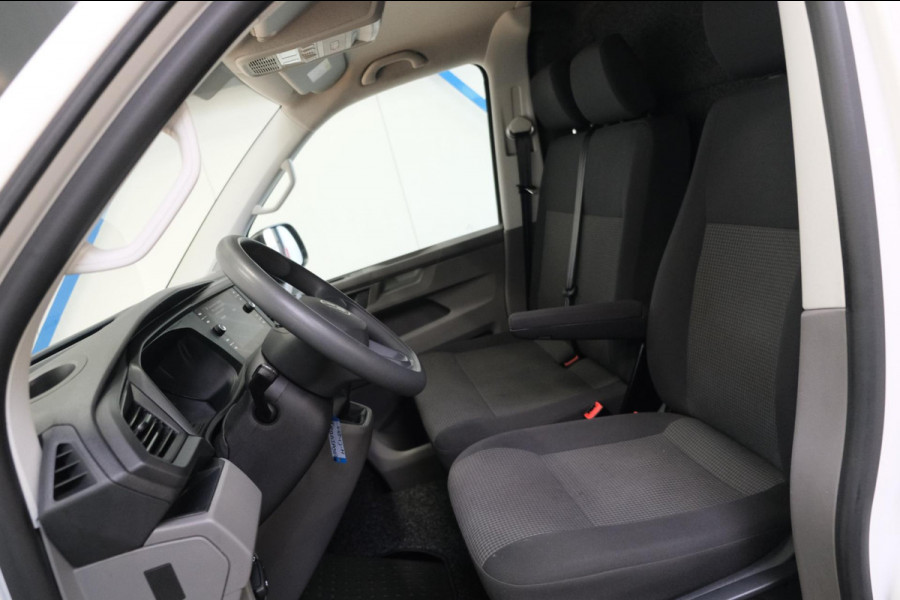 Volkswagen Transporter 2.0 TDI L2H3 28 Comfortline - N.A.P. Airco, Cruise, Navi, PDC, Trekhaak.
