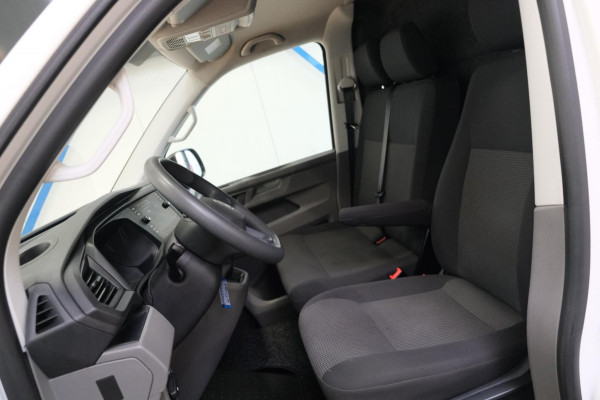 Volkswagen Transporter 2.0 TDI L2H3 28 Comfortline - N.A.P. Airco, Cruise, Navi, PDC, Trekhaak.