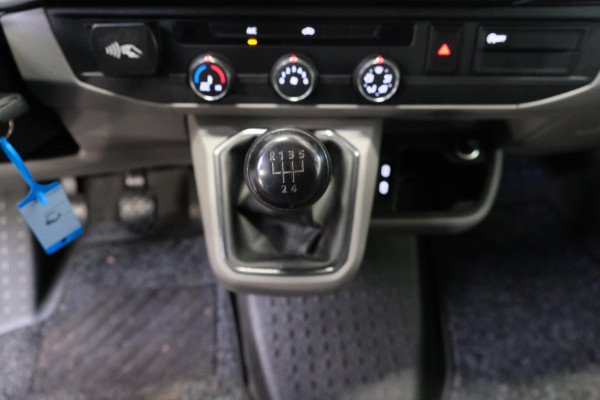 Volkswagen Transporter 2.0 TDI L2H3 28 Comfortline - N.A.P. Airco, Cruise, Navi, PDC, Trekhaak.