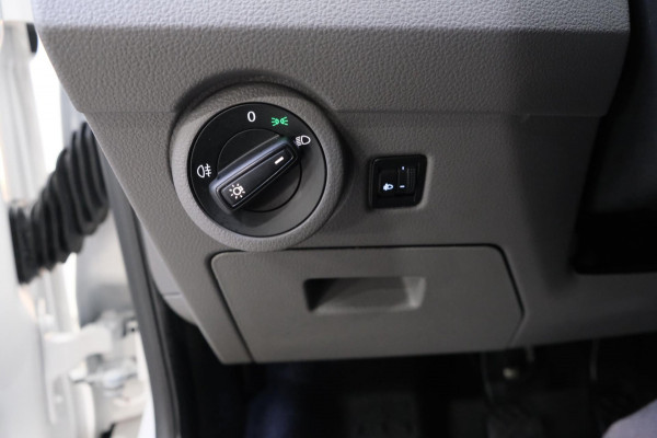 Volkswagen Transporter 2.0 TDI L2H3 28 Comfortline - N.A.P. Airco, Cruise, Navi, PDC, Trekhaak.