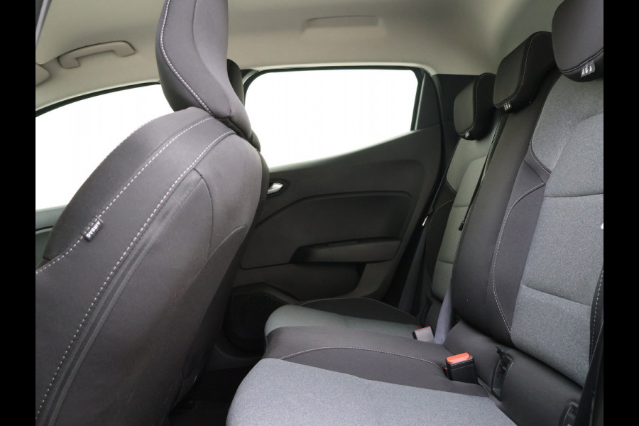 Renault Clio TCe 90PK evolution | CLIMAT CONTROL | WINTERPACK | CARPLAY | KEYLESS | PACK COMFORT | Carselexy