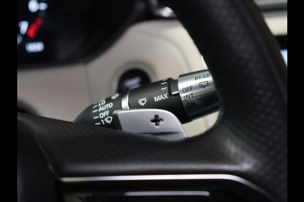 Land Rover Range Rover Velar 2.0 P400e Sport [MEMORY SEATS, APPLE CARPLAY, ANDROID, MERIDIAN SOUND, AANPASBARE RIJMODUS, 360 CAMERA, VOL LEDER, STOELVERWARMING, CRUISE, CLIMATE, NIEUWSTAAT]