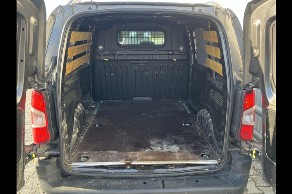 Peugeot Partner 1.5 BlueHDI Asphalt*CRUISE*CAM*HAAK*NAVI*TEL*3PERS