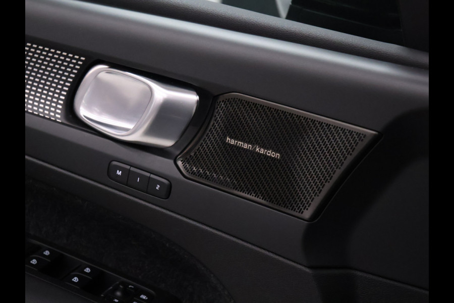 Volvo XC40 1.5 T5 Recharge R-Design [CAMERA, MEMORY SEATS, HARMAN KARDON, SCHUIFDAK, APPLE CARPLAY, ANDROID AUTO, STUURVERWARMING, NIEUWSTAAT]