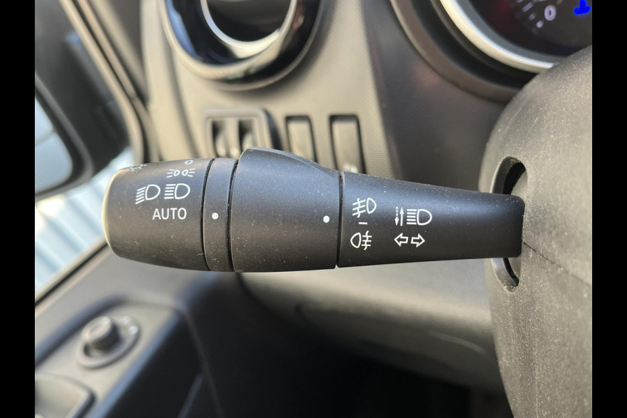 Nissan NV300 2.0 dCi 120 L1H1 Acenta*A/C*CRUISE*CAM*TEL*3PERS*