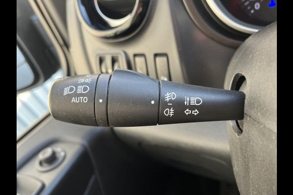 Nissan NV300 2.0 dCi 120 L1H1 Acenta*A/C*CRUISE*CAM*TEL*3PERS*