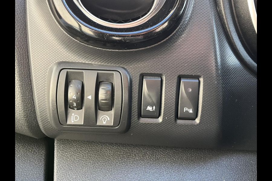 Nissan NV300 2.0 dCi 120 L1H1 Acenta*A/C*CRUISE*CAM*TEL*3PERS*