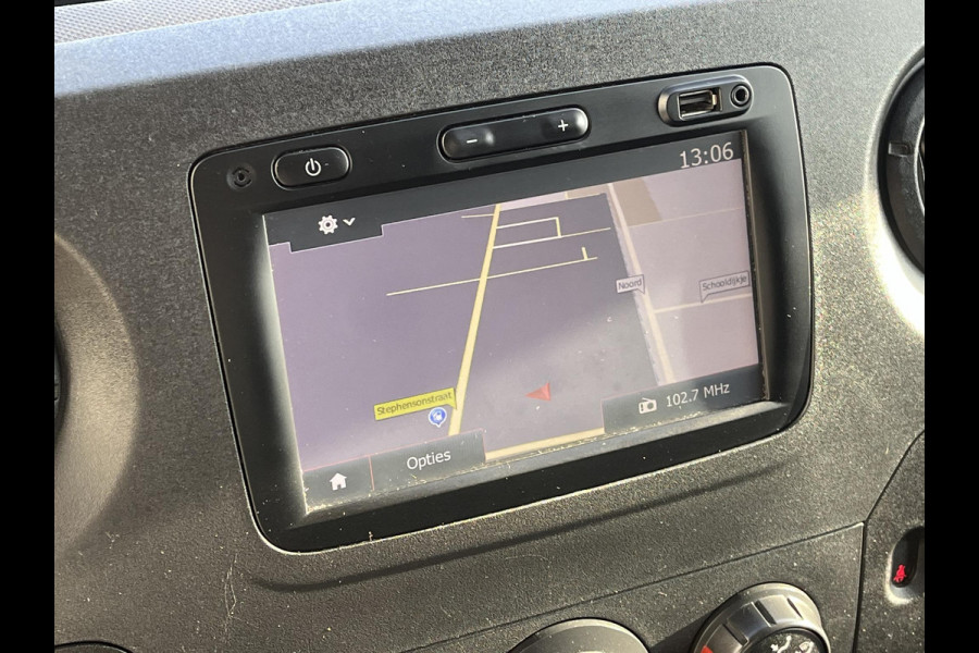 Renault Master T35 2.3 dCi L2H2*NAVI*A/C*HAAK*CRUISE*3PERS*PDC*