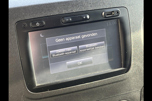 Renault Master T35 2.3 dCi L2H2*NAVI*A/C*HAAK*CRUISE*3PERS*PDC*